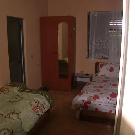 Shkodra Hotel فندق *