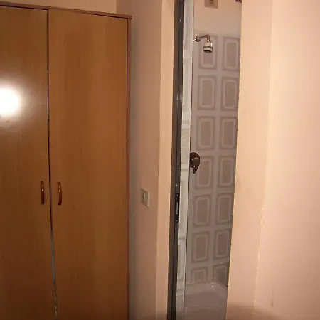 Shkodra Hotel فندق
