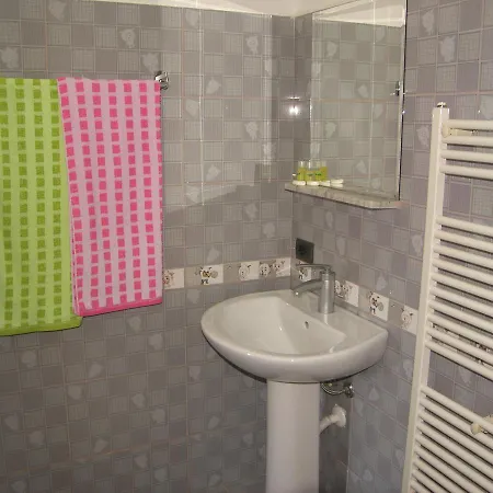 Shkodra Hotel فندق شكودر