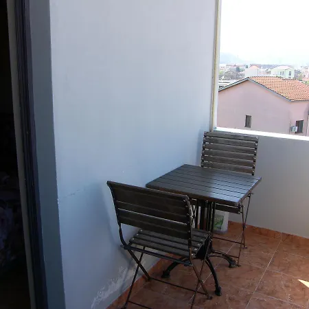 Shkodra Hotel 酒店 *