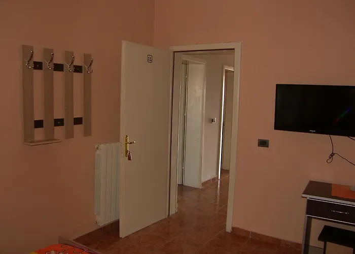 Shkodra Hotel 酒店